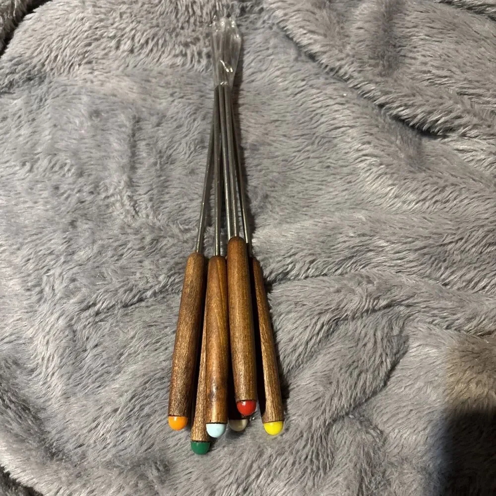 Unbranded fondue colorful set